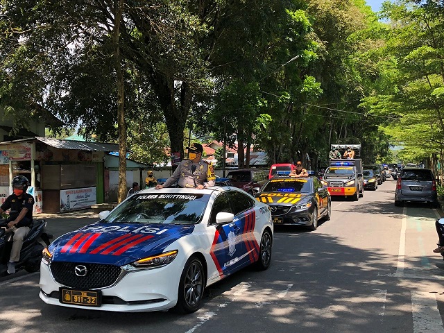 Untuk mempersiapkan masyarakat dalam menghadapi   PSBB, Selasa (21/4)  Forkopimda Bukitinggi bersama stake holder  melakukan himbauan dan sosialisasi tentang  PSBB yang mulai besok Rabu 22 April 2020.